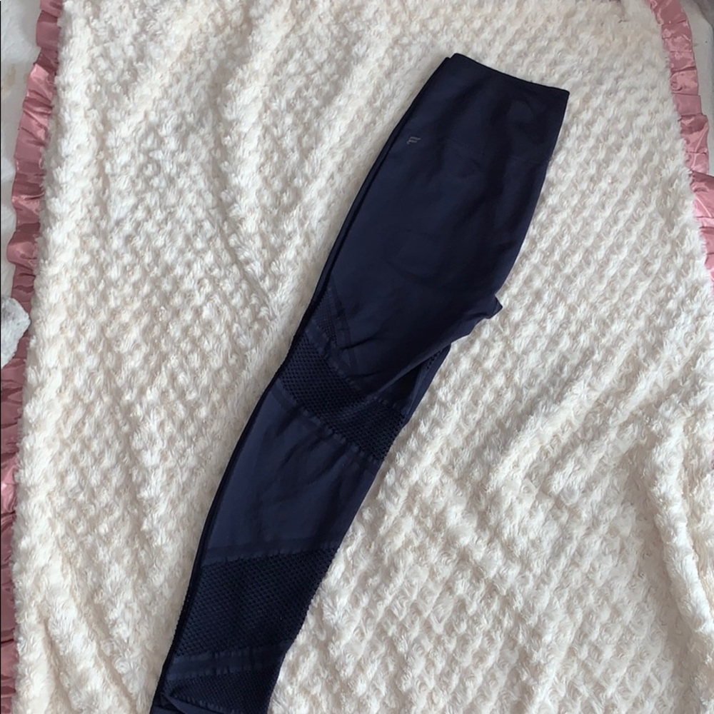 Seamless fabletics leggings